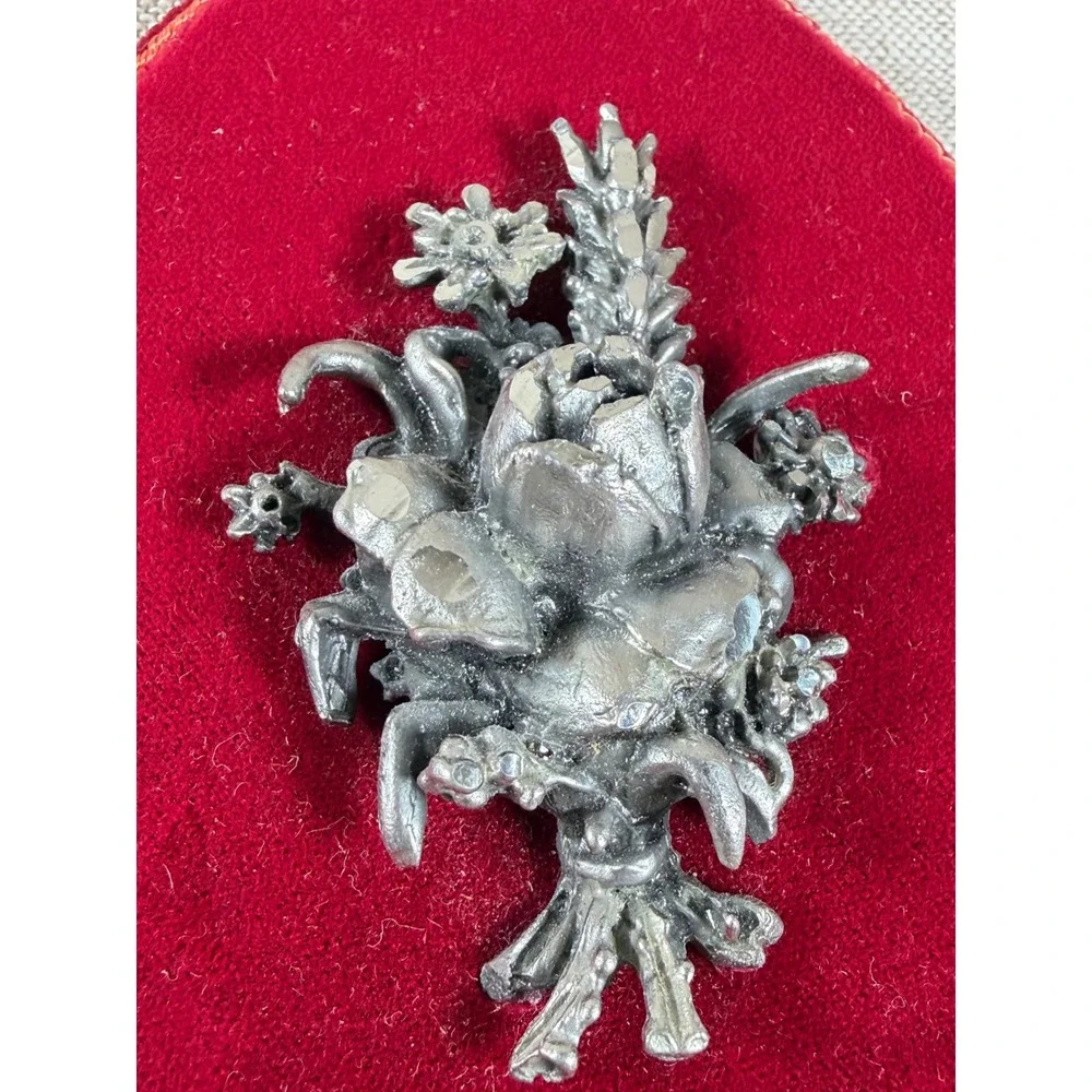 Vintage Pewter Floral Wall Plaques Red Velvet Oval Set of 2 Victorian Decor